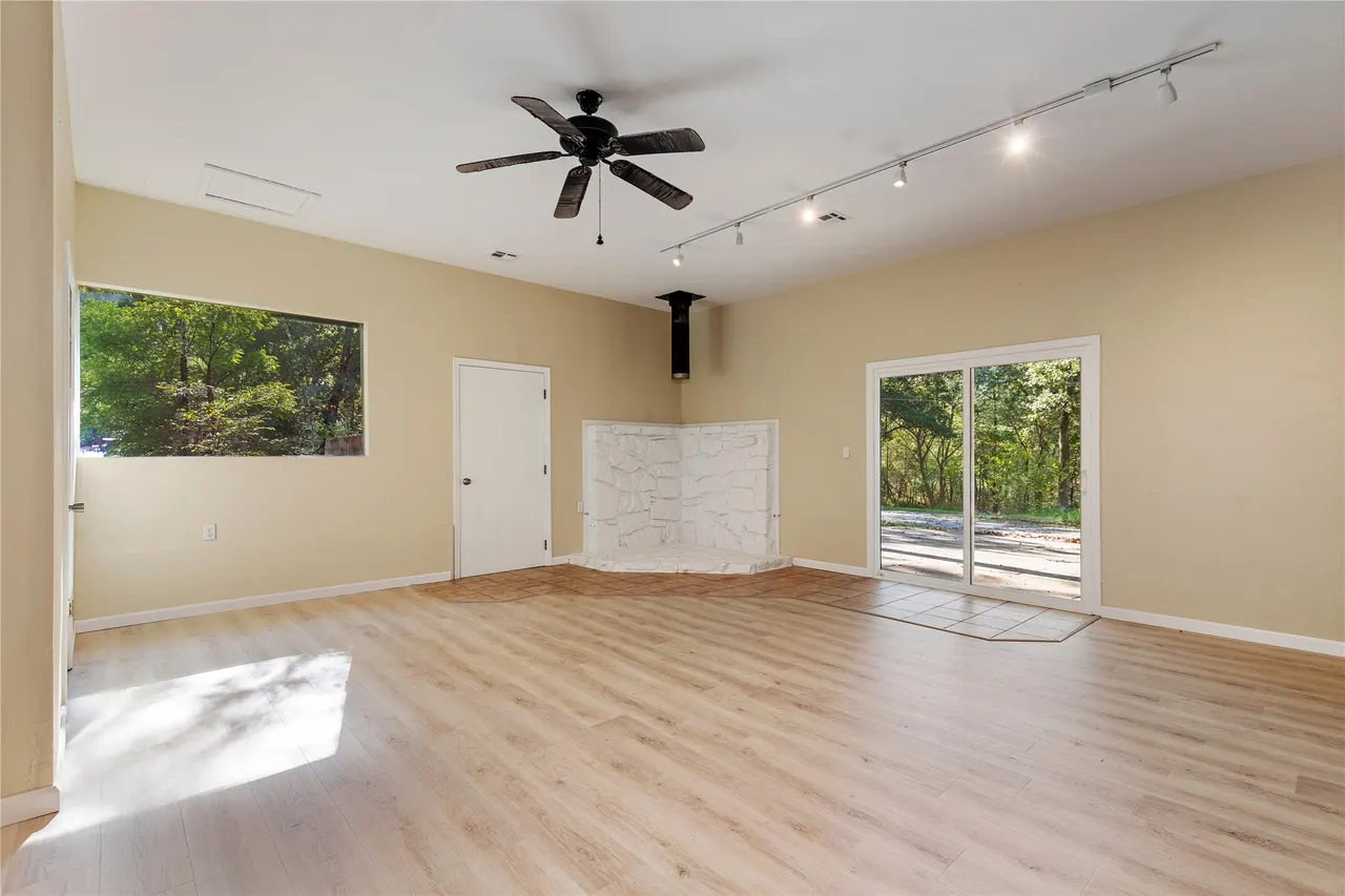 Photo 42 — 32250 S 620 Road, Grove, OK 74344
