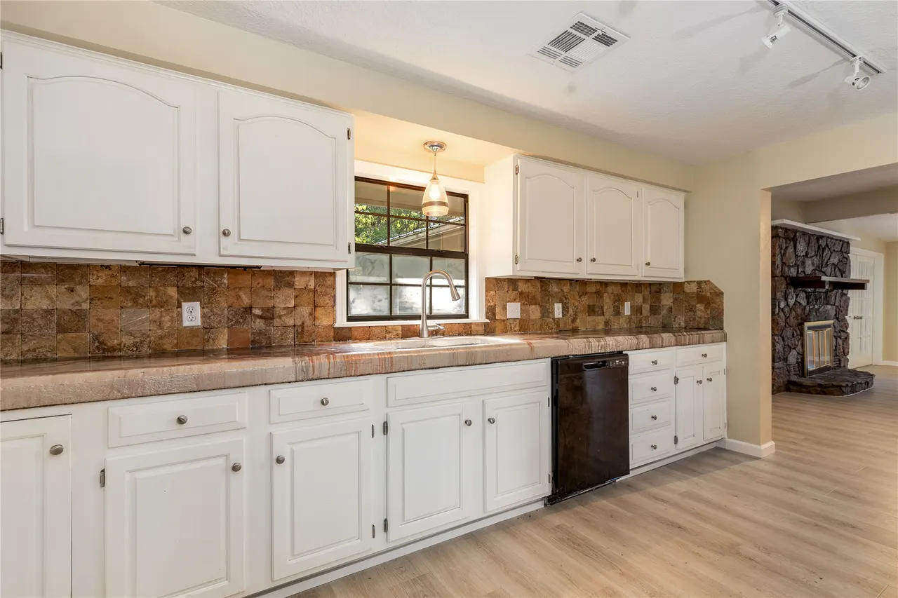 Photo 36 — 32250 S 620 Road, Grove, OK 74344
