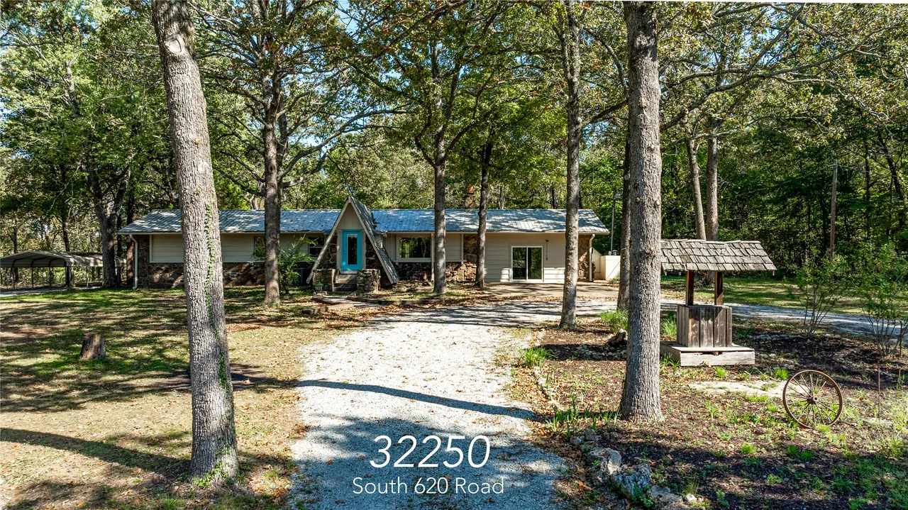 Front exterior — 32250 S 620 Road, Grove, OK 74344
