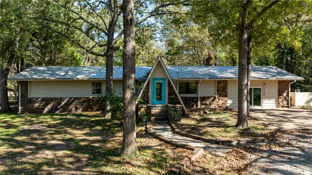 Photo 6 — 32250 S 620 Road, Grove, OK 74344