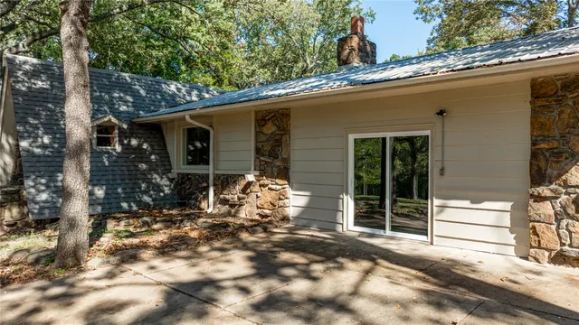 Photo 8 — 32250 S 620 Road, Grove, OK 74344