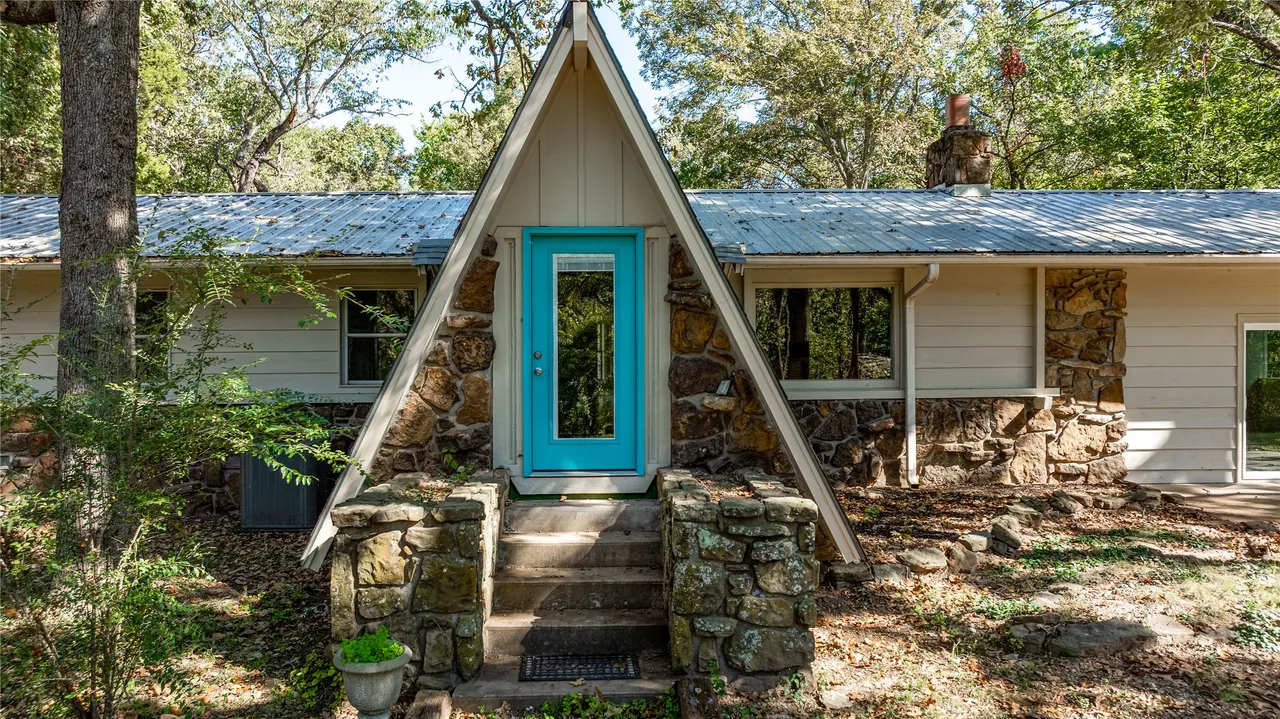 Photo 9 — 32250 S 620 Road, Grove, OK 74344
