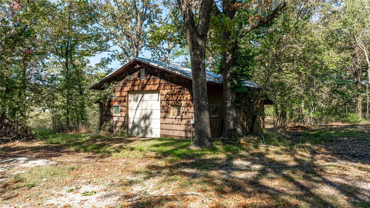 Photo 20 — 32250 S 620 Road, Grove, OK 74344
