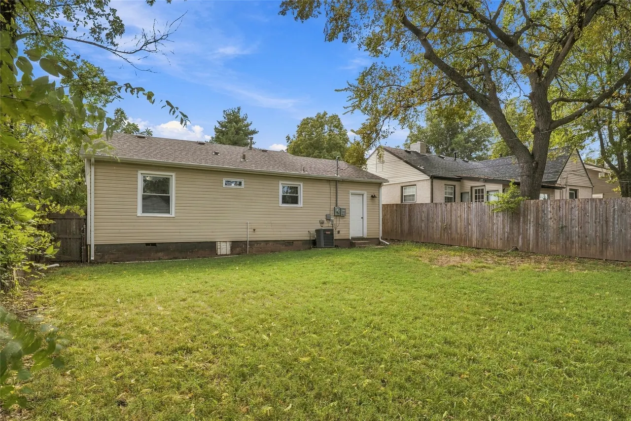 Photo 7 — 2023 E 12th Place, Tulsa, OK 74104