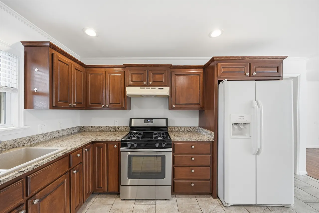Photo 19 — 2023 E 12th Place, Tulsa, OK 74104