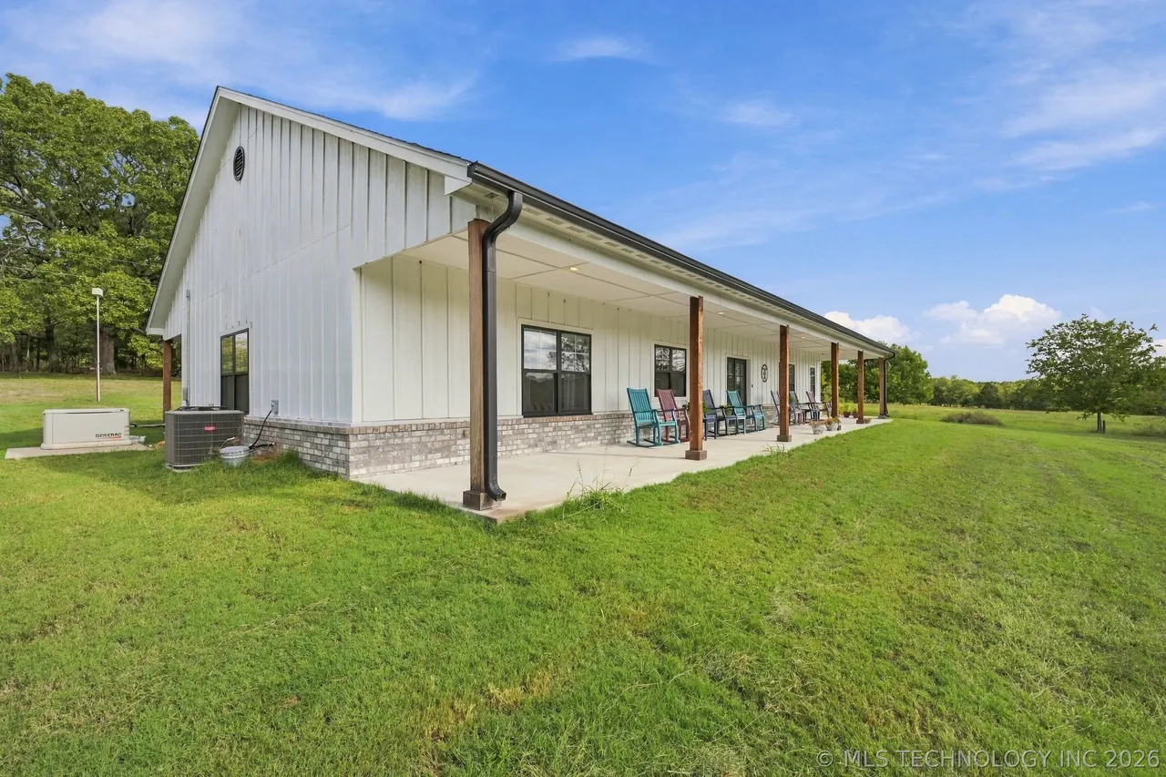 Photo 4 — 13346 W 710 Road, Hulbert, OK 74441