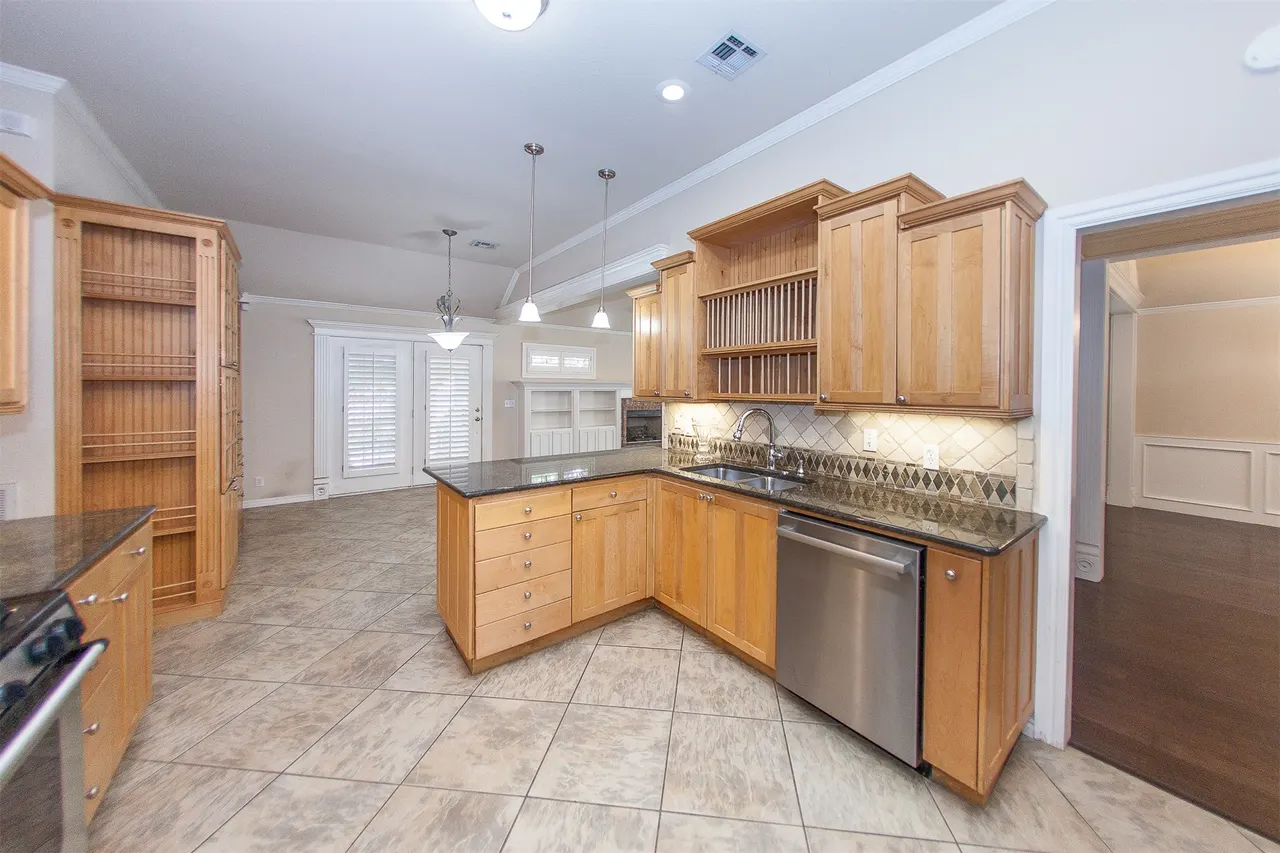 Photo 16 — 1101 Renaissance Drive, Sand Springs, OK 74063