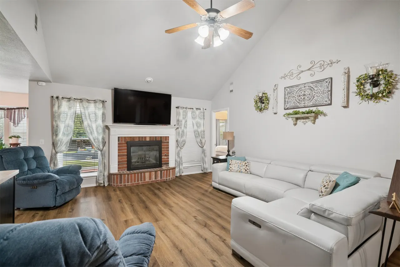 Photo 11 — 8105 S Elder Avenue, Broken Arrow, OK 74011