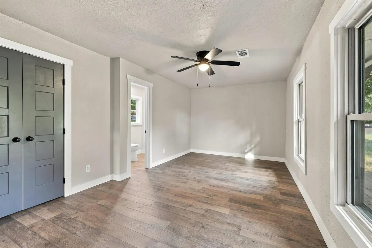 Photo 23 — 210 N Collins, Colbert, OK 74733