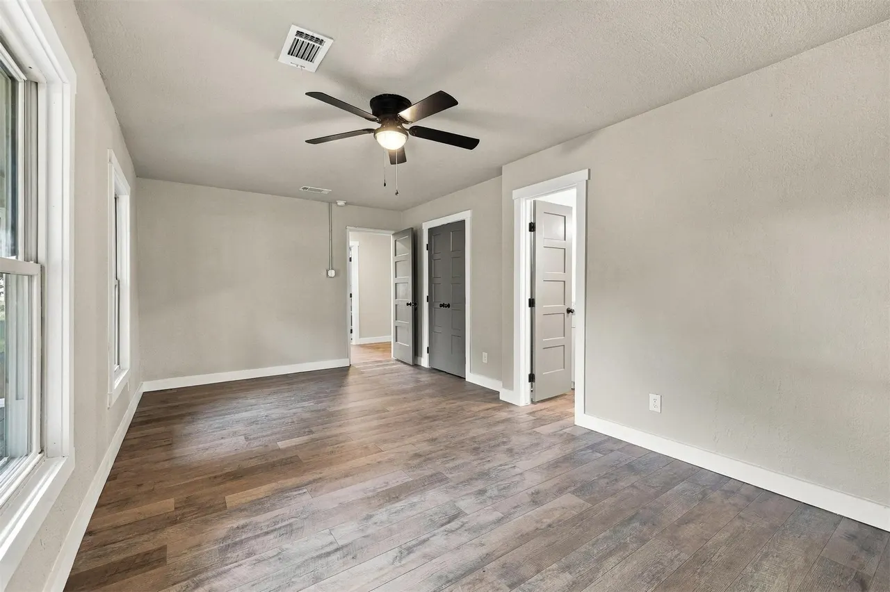 Photo 24 — 210 N Collins, Colbert, OK 74733
