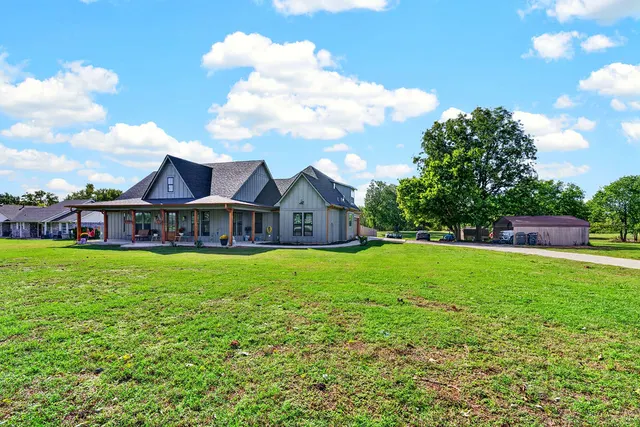 Photo 2 — 16377 County Road 1586, Ada, OK 74820