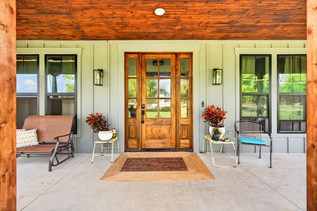 Photo 3 — 16377 County Road 1586, Ada, OK 74820