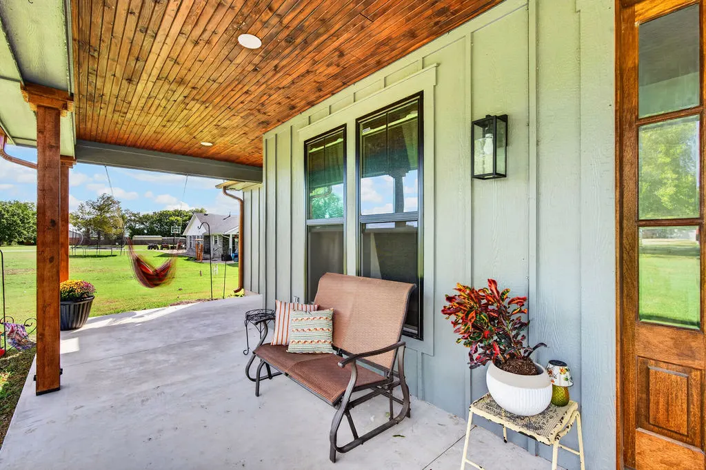 Photo 4 — 16377 County Road 1586, Ada, OK 74820