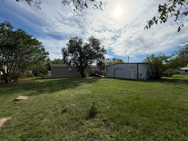 Photo 3 — 118 Dogwood, Wilson, OK 73463