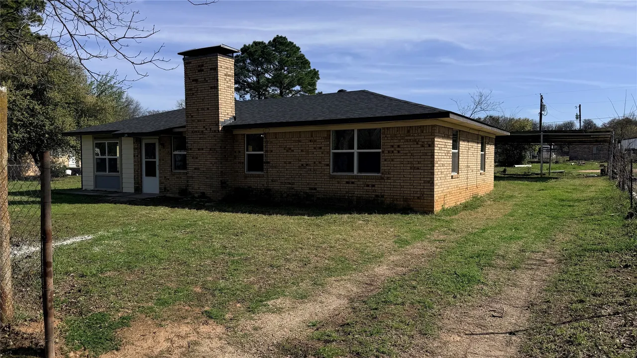 Front exterior — 34 1st, Cartwright, OK 74731