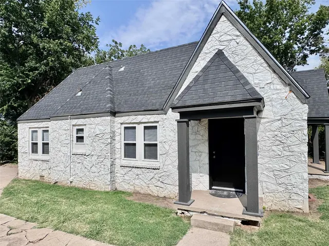 Photo 2 — 621 E Xyler Street, Tulsa, OK 74106