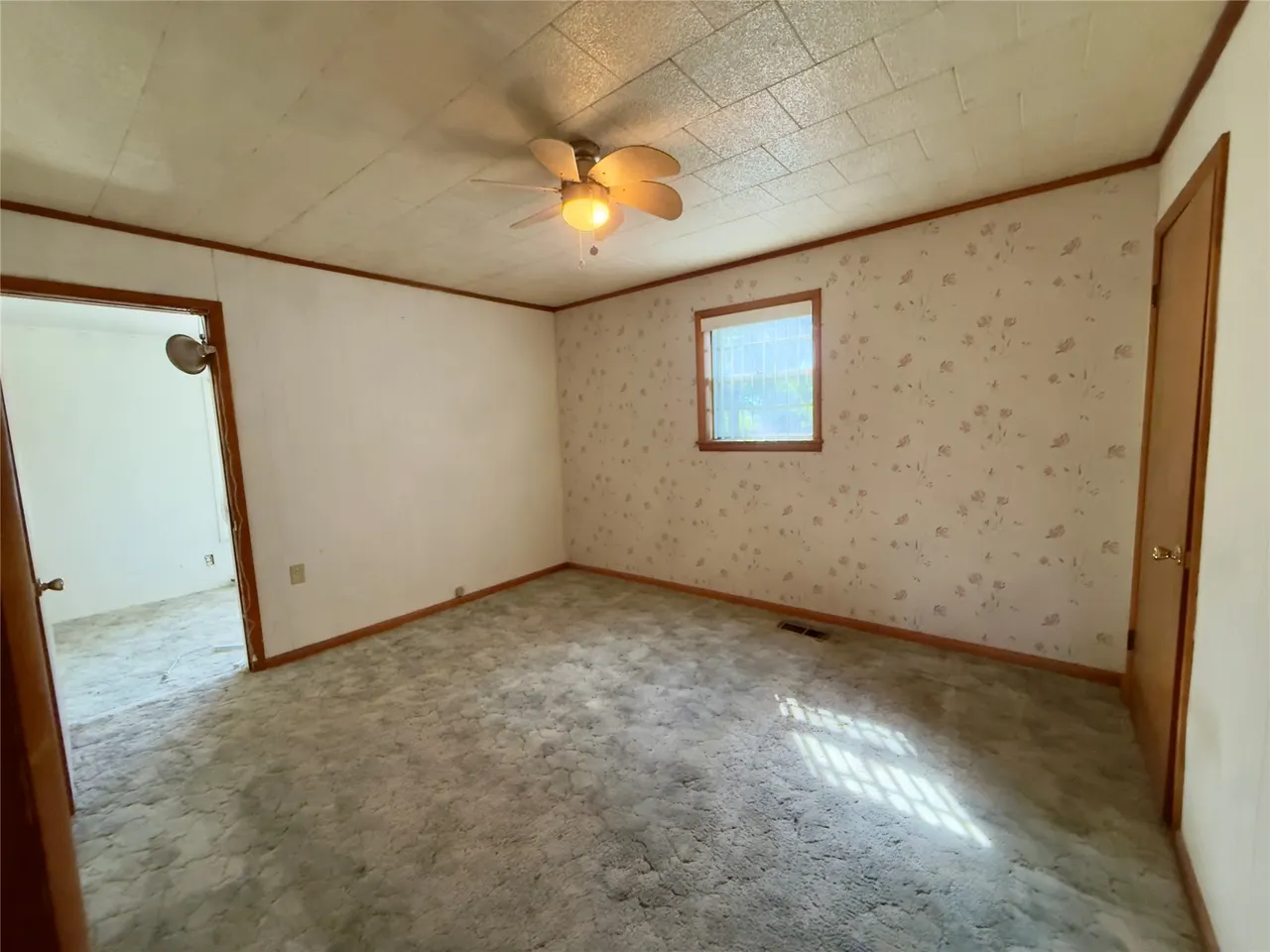 Photo 11 — 203 W 3rd Street, Kinta, OK 74552