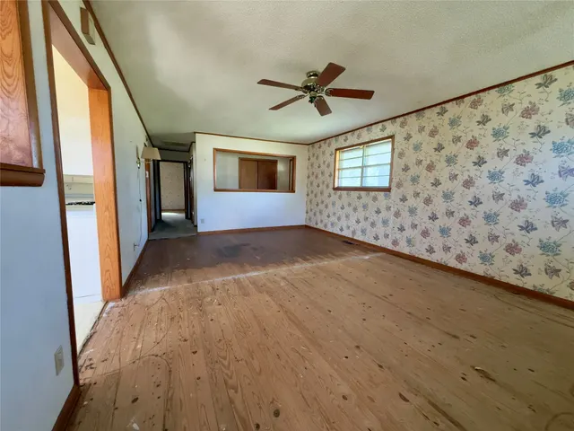 Photo 7 — 203 W 3rd Street, Kinta, OK 74552