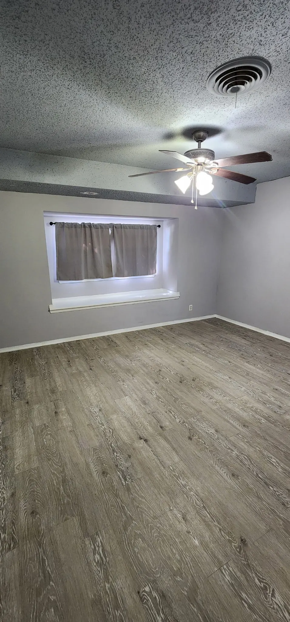 Photo 7 — 1616 N 10th Avenue, Durant, OK 74701