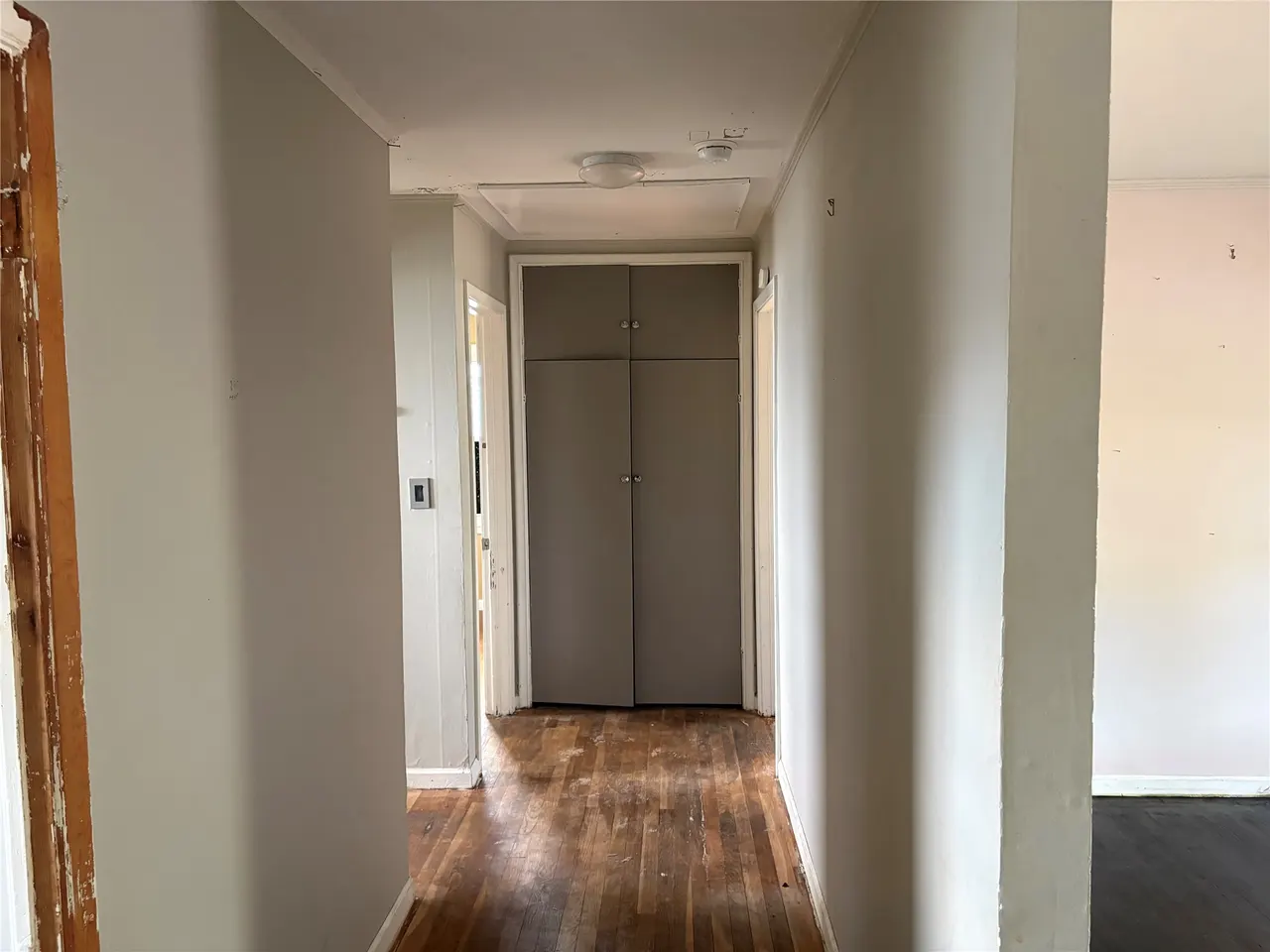 Photo 4 — 4873 S Vancouver Avenue, Tulsa, OK 74107