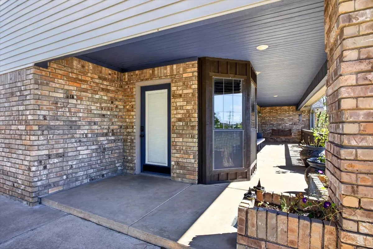 Photo 10 — 27806 Old Tarby, Poteau, OK 74953