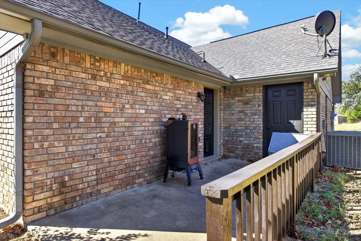 Photo 12 — 27806 Old Tarby, Poteau, OK 74953