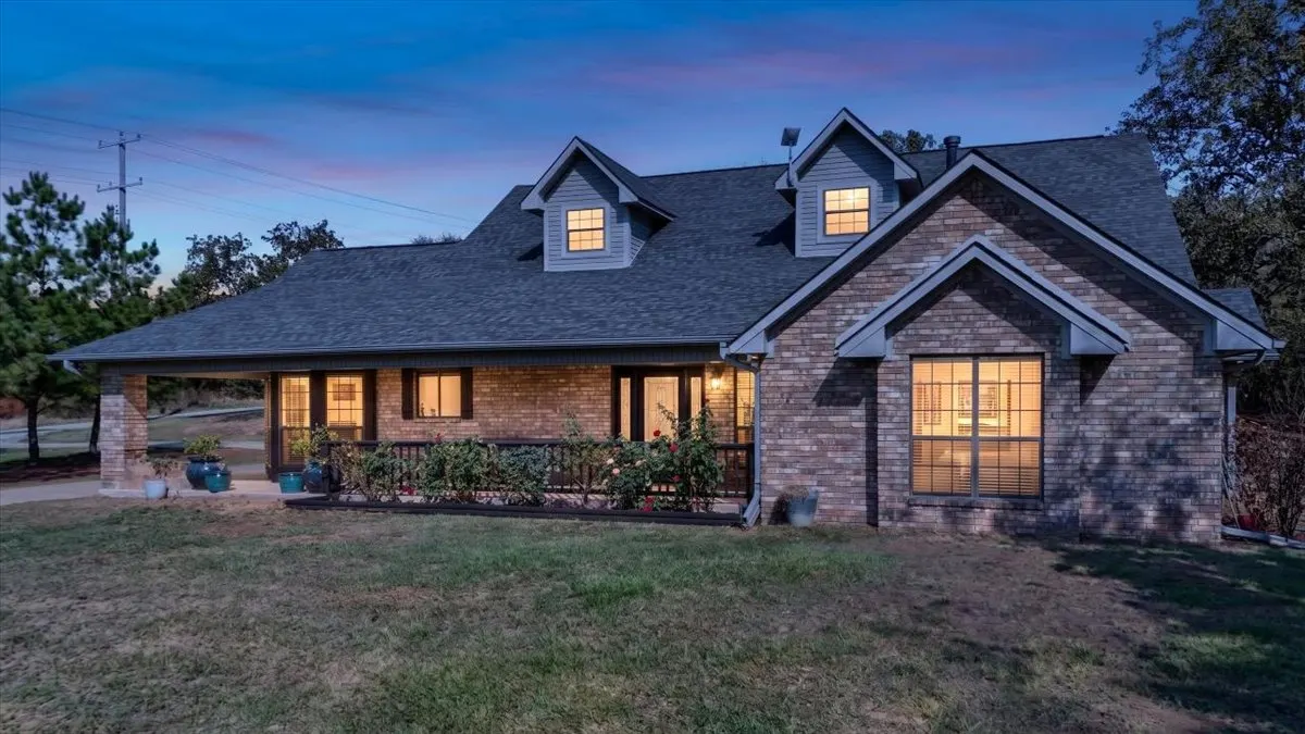 Front exterior — 27806 Old Tarby, Poteau, OK 74953