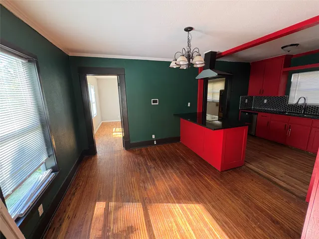 Photo 4 — 107 S CREEK Avenue, Bartlesville, OK 74003