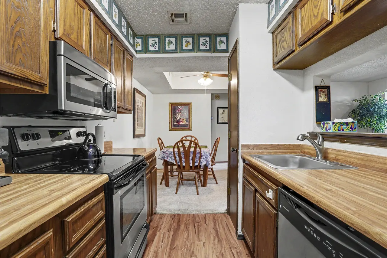 Photo 15 — 2858 E 90TH Street 1906, Tulsa, OK 74137