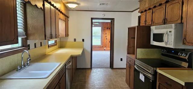 Photo 7 — 503 3rd Street, Beggs, OK 74421