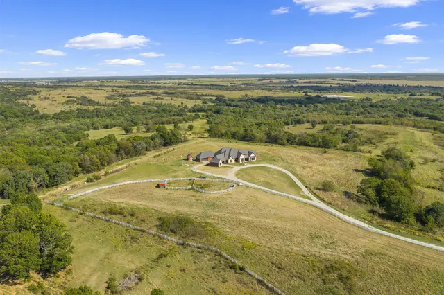 Photo 2 — 0 Loves Valley Road, Marietta, OK 73448