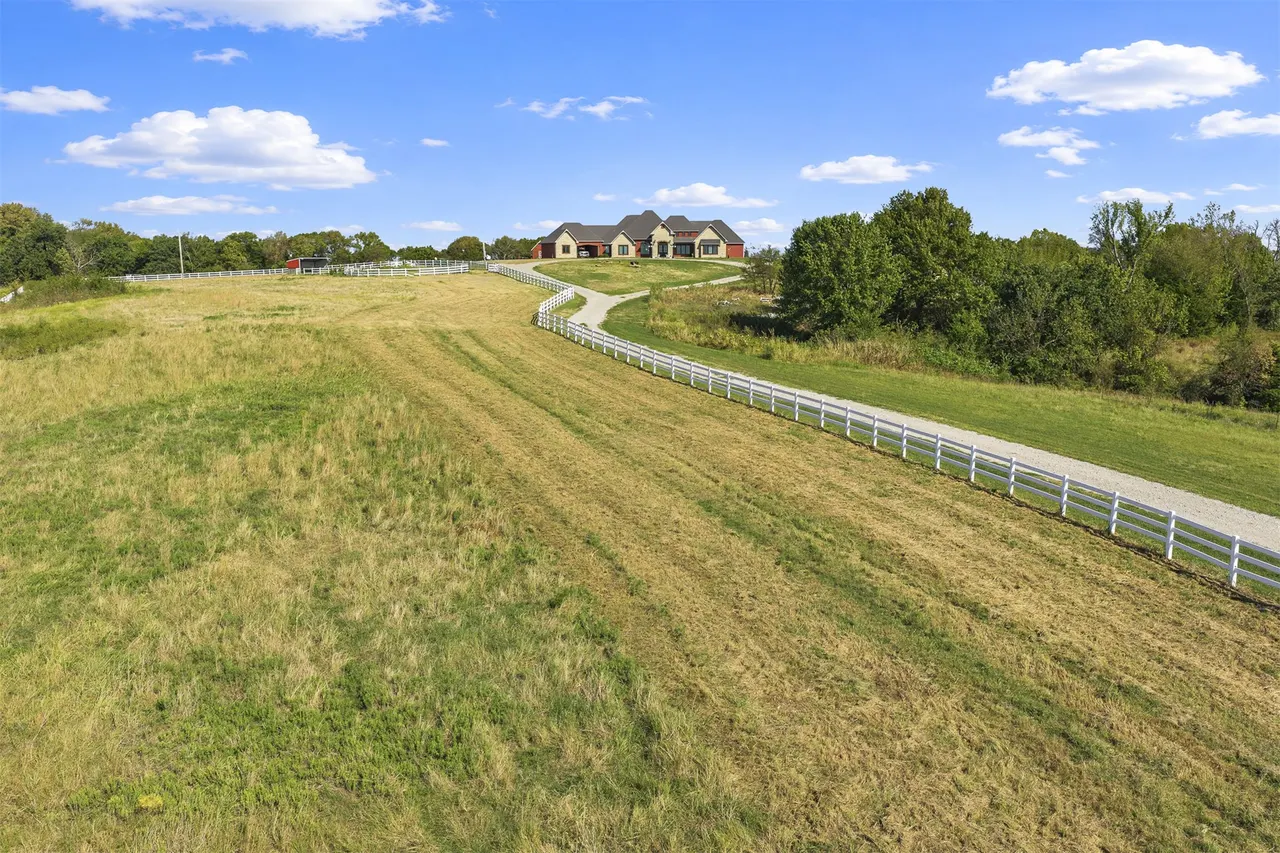 Photo 3 — 0 Loves Valley Road, Marietta, OK 73448