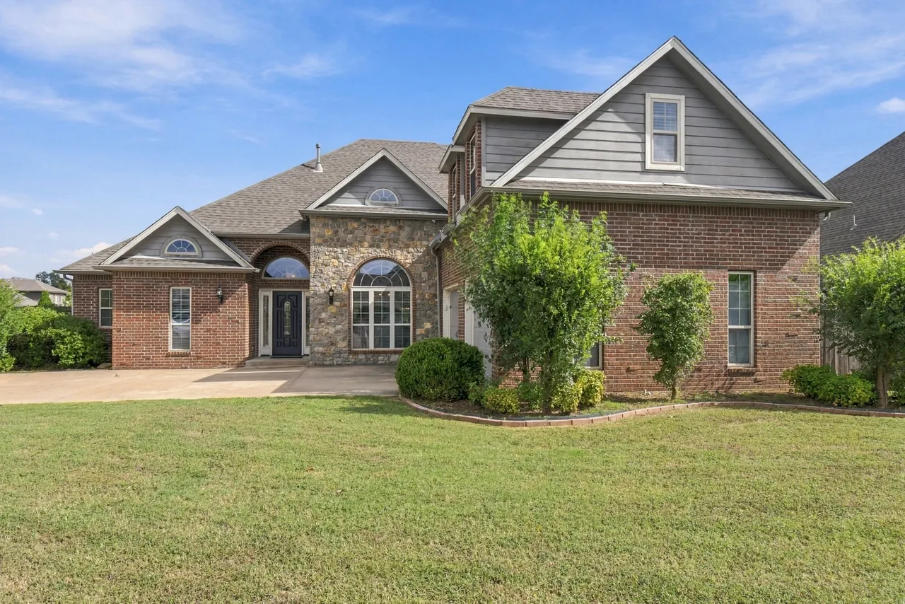Photo 3 — 10917 S Lawrence Street, Jenks, OK 74037