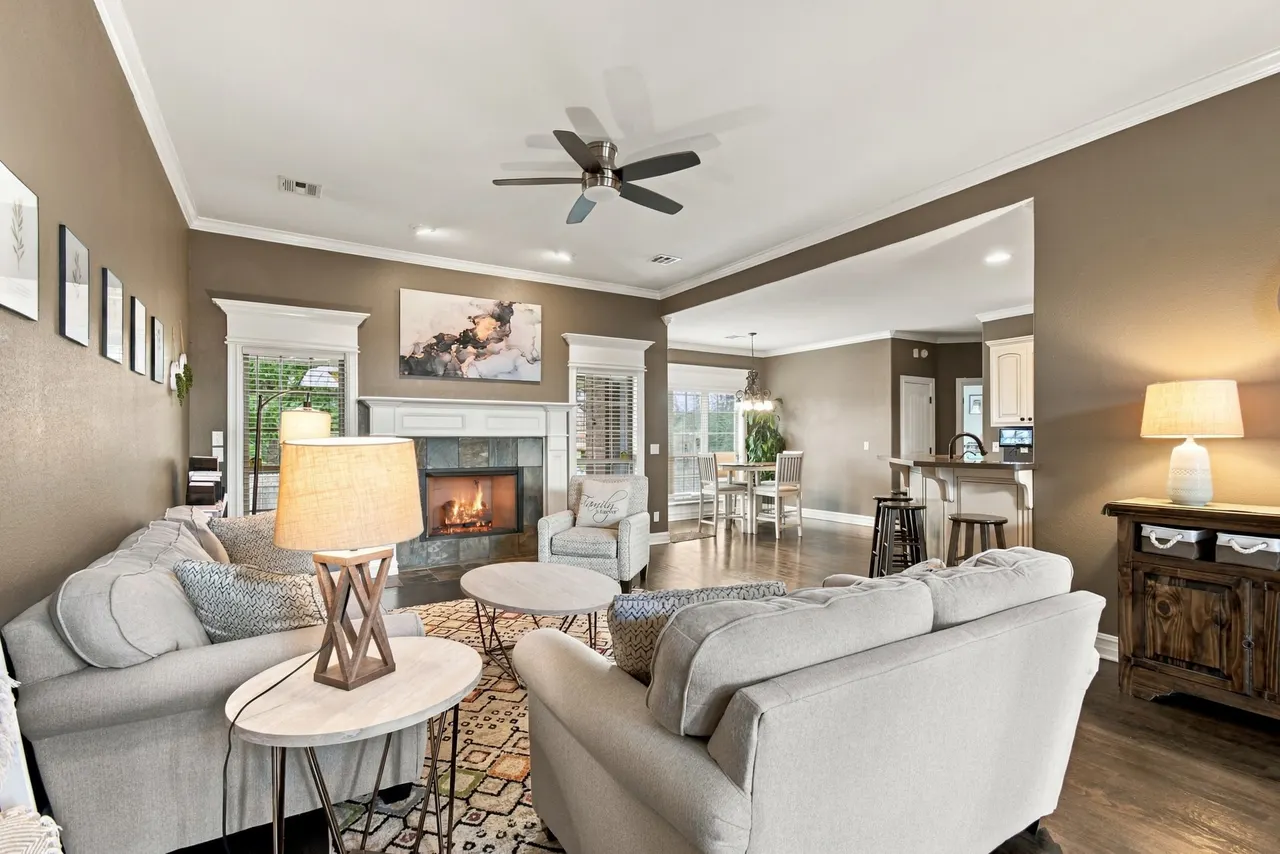 Photo 6 — 10917 S Lawrence Street, Jenks, OK 74037
