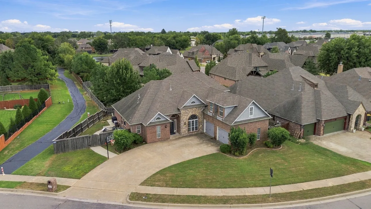 Photo 44 — 10917 S Lawrence Street, Jenks, OK 74037