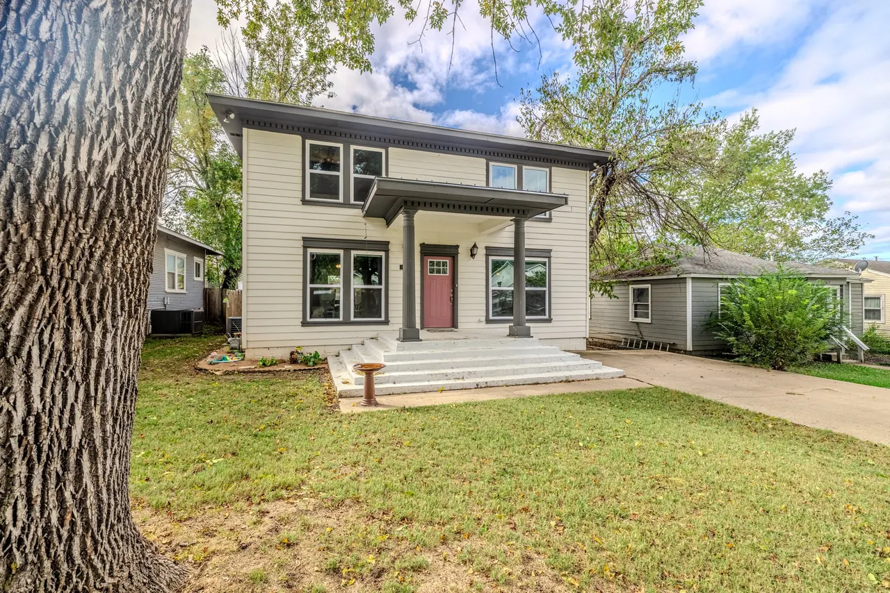 Photo 40 — 1611 W Broadway Street, Collinsville, OK 74021