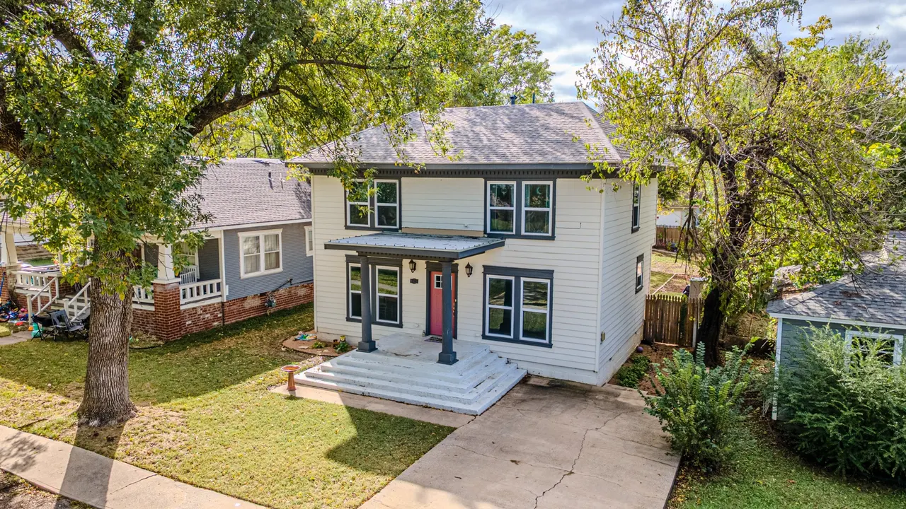 Photo 42 — 1611 W Broadway Street, Collinsville, OK 74021