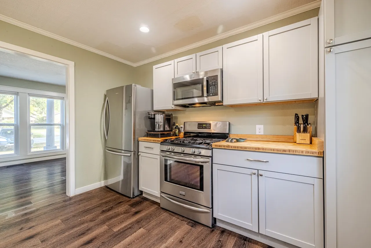 Photo 20 — 1611 W Broadway Street, Collinsville, OK 74021