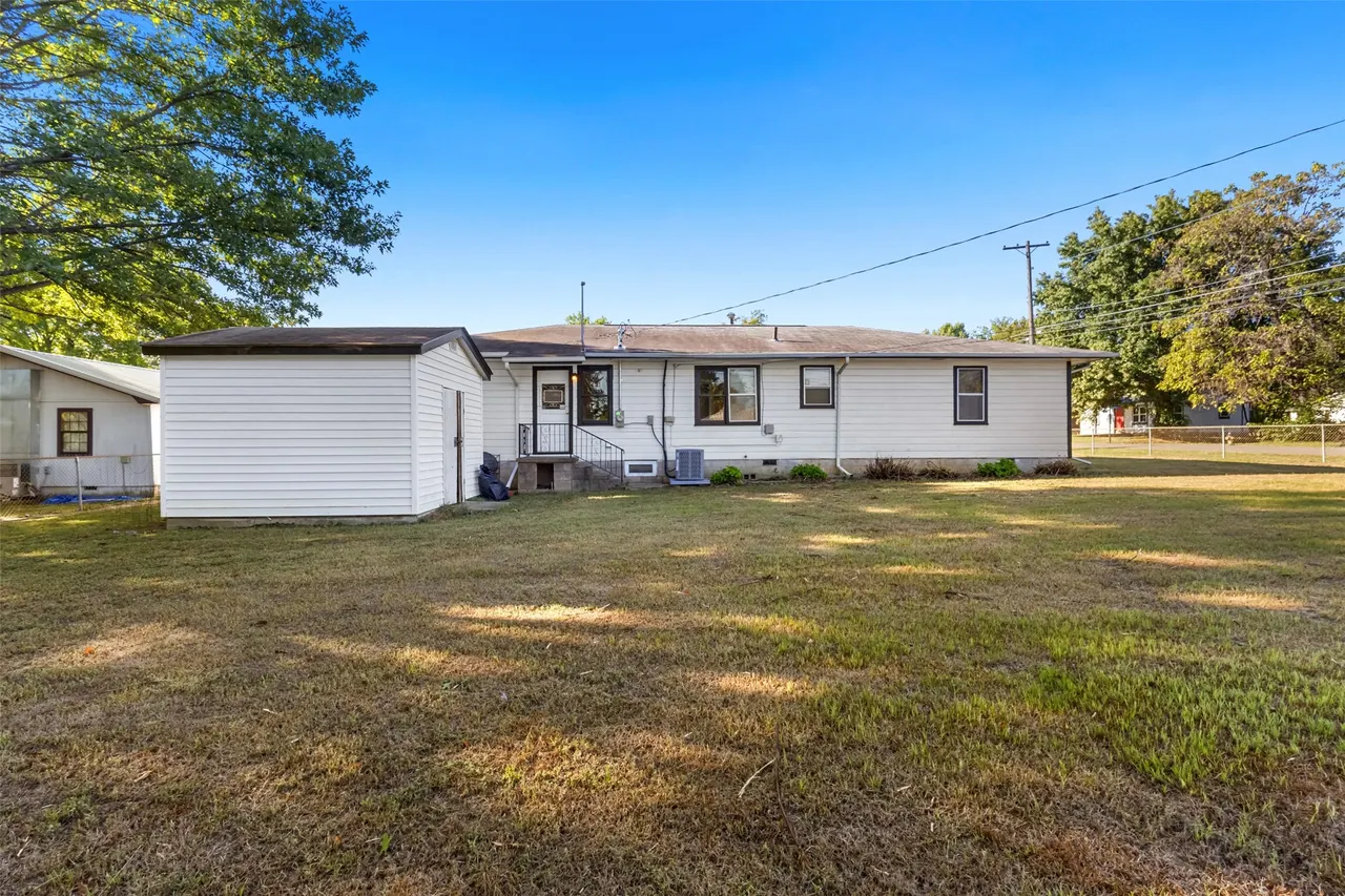 Photo 24 — 619 W Knisley, Checotah, OK 74426