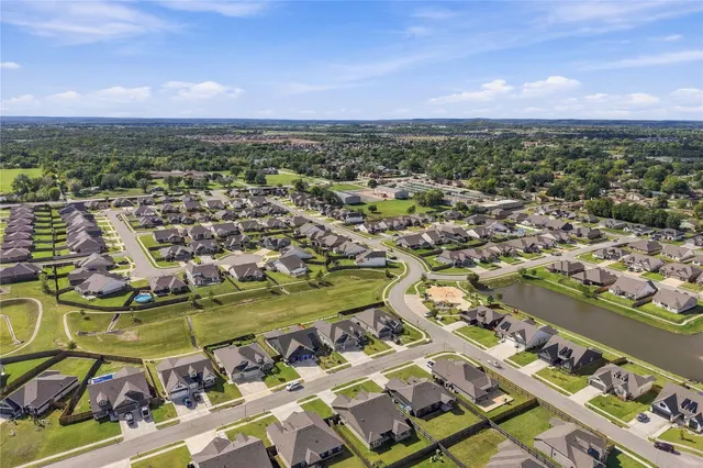 Photo 2 — 1664 E 138 Place S, Glenpool, OK 74033