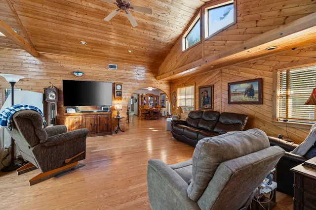 Photo 6 — 4622 W State Highway 3, Broken Bow, OK 74728