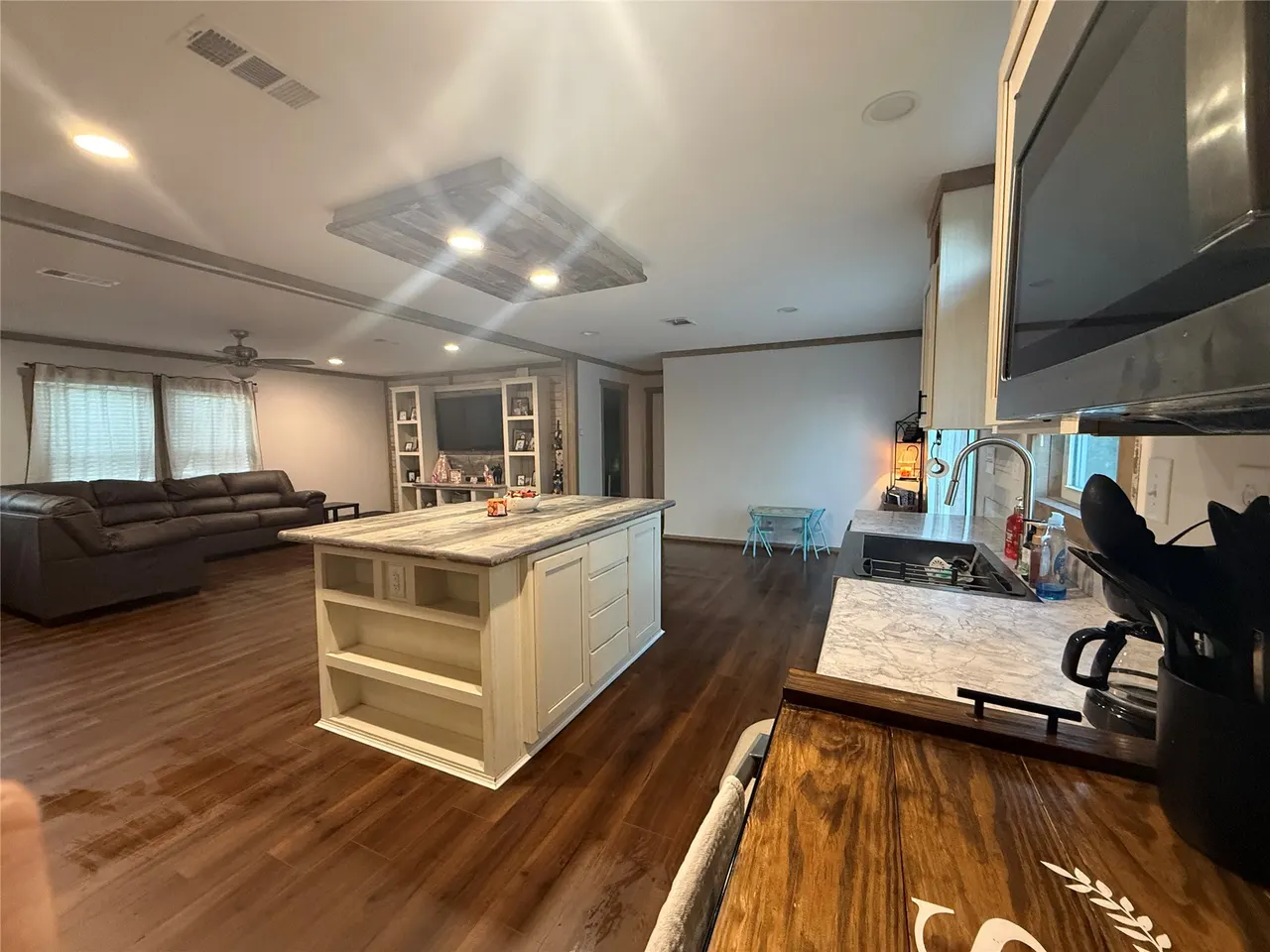 Photo 3 — 2409 Yarnaby Road, Hendrix, OK 74741