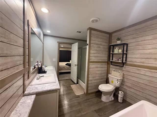 Photo 8 — 2409 Yarnaby Road, Hendrix, OK 74741