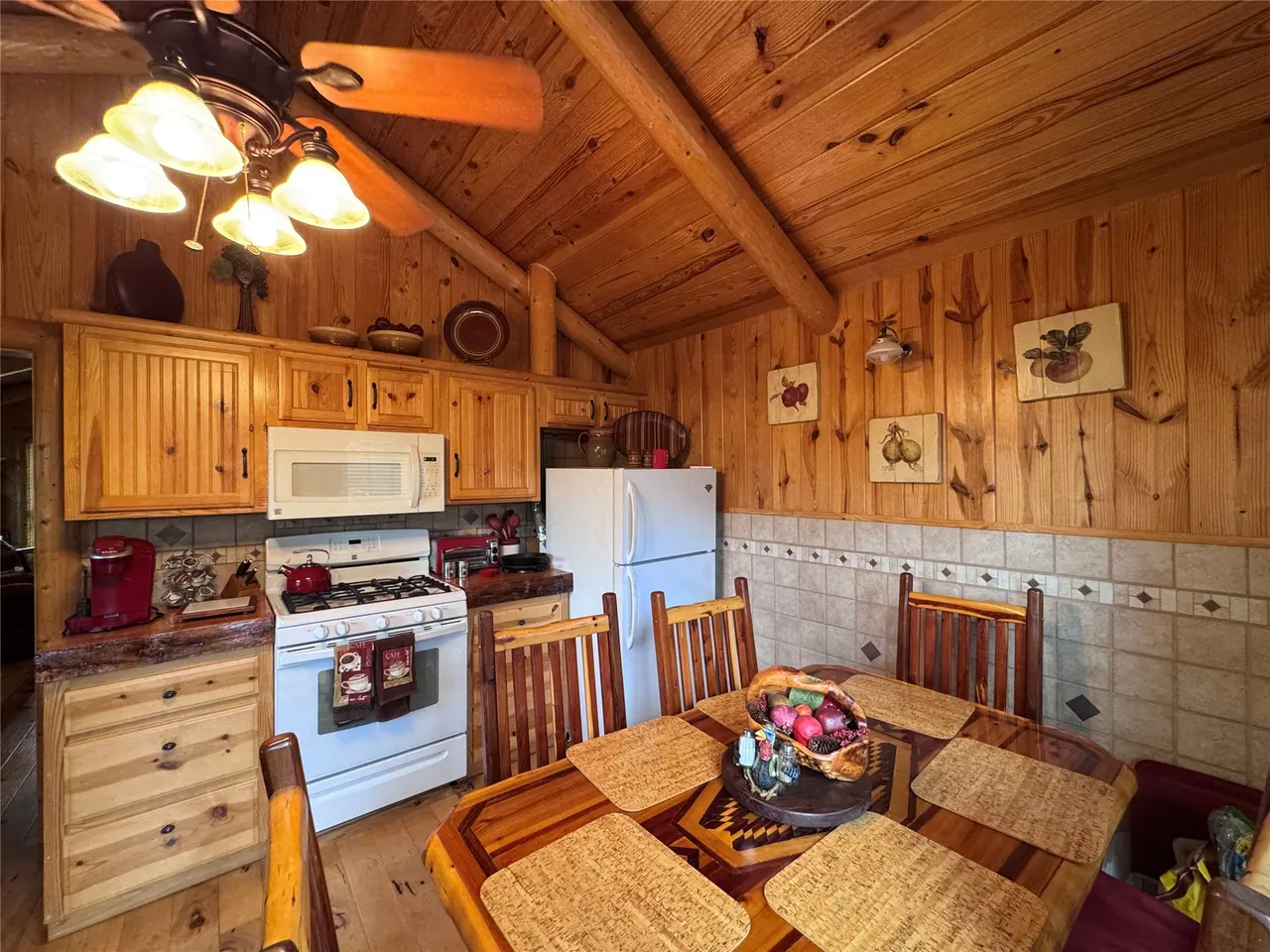 Photo 13 — 932 61276 Road, Broken Bow, OK 74728