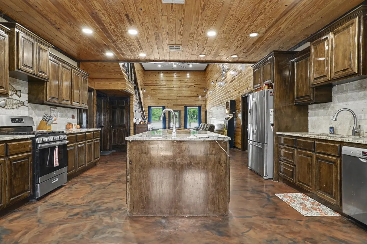 Photo 11 — 4995 Rocky Point Road, Sand Springs, OK 74063