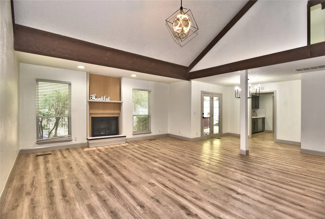 Photo 3 — 4110 S Florence Court 4110, Tulsa, OK 74105