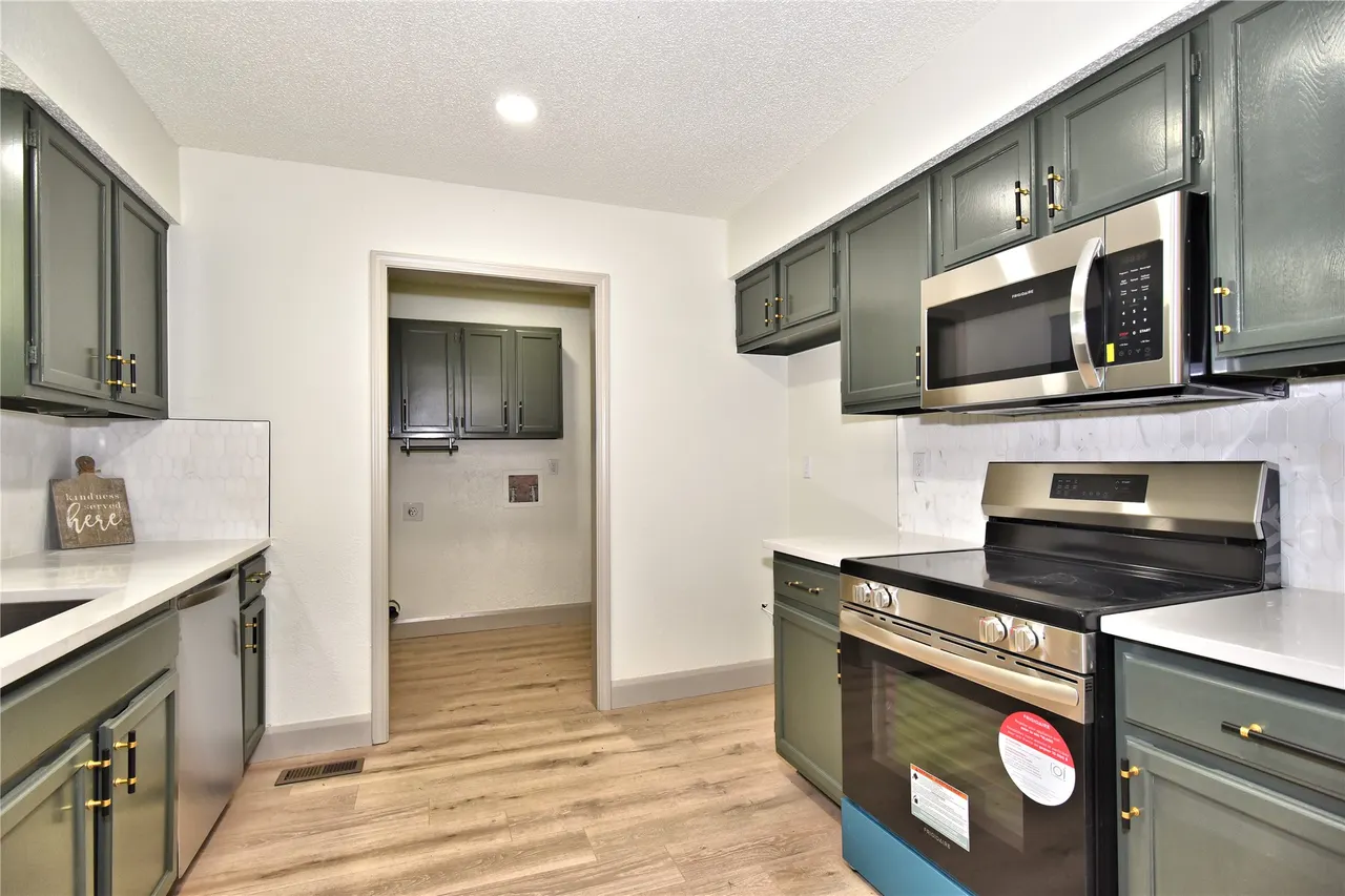 Photo 7 — 4110 S Florence Court 4110, Tulsa, OK 74105