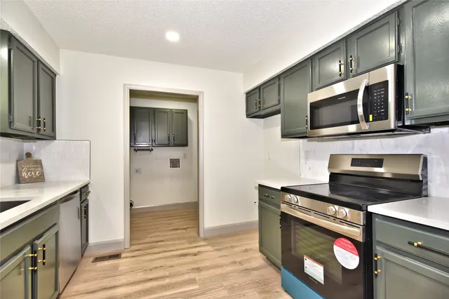 Photo 7 — 4110 S Florence Court 4110, Tulsa, OK 74105