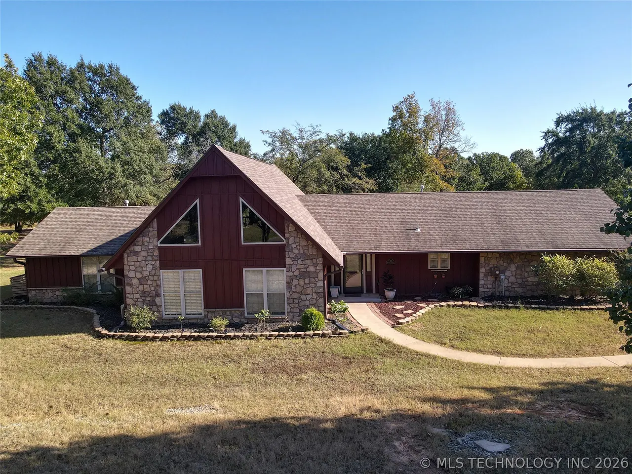 Photo 2 — 181 Hummingbird, Eufaula, OK 74432