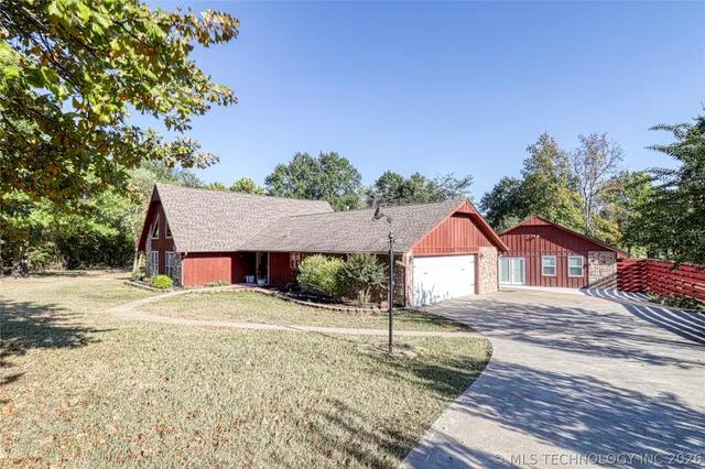 Photo 3 — 181 Hummingbird, Eufaula, OK 74432